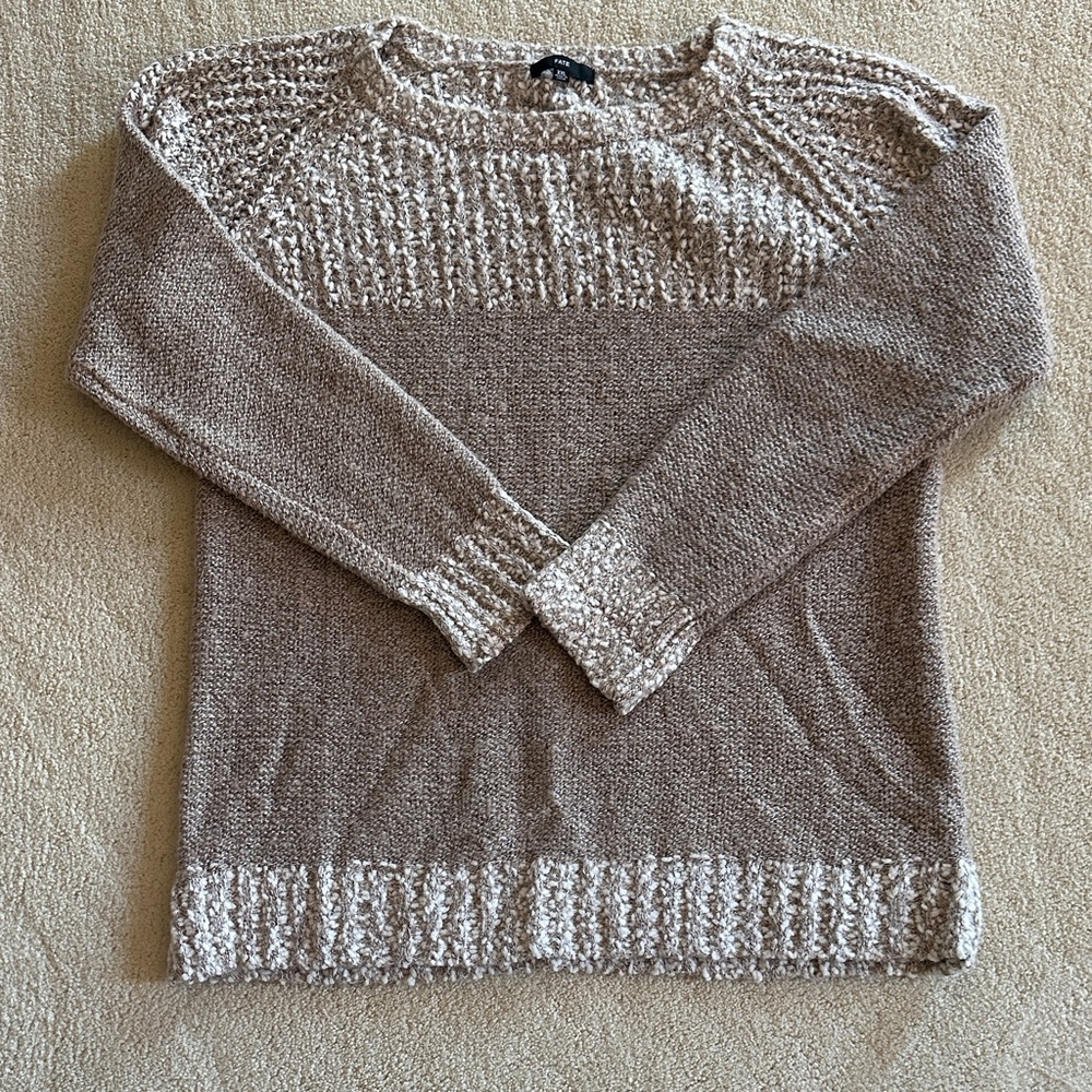 Fate Women's Beige and Cream Sweater